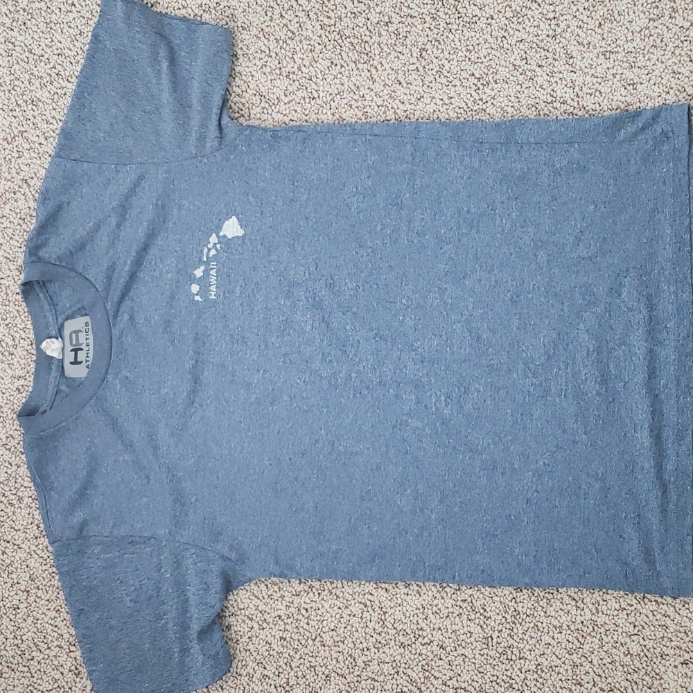 Mens Small short-sleeved swim and sun shirt
